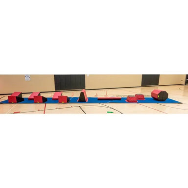 Everlast ninja course set with gym background.