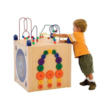 Gressco play panel box side view with participant.