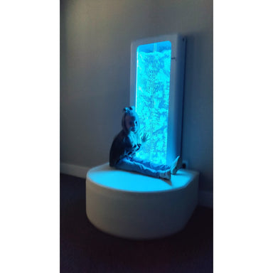 Experia Bubble Wall Platform front view with participant. 